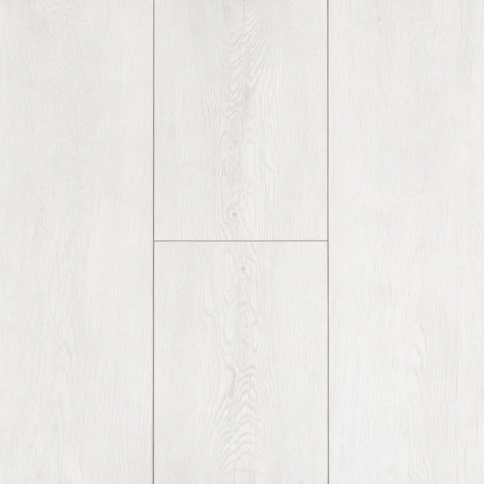 P405 Laminate Plank
